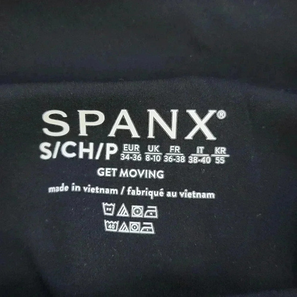 New Spanx get moving skort pleated black skirt - Picture 4 of 10